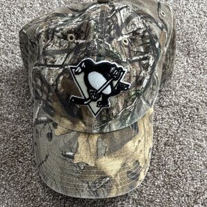 47 Brand Pittsburgh Penguins camo ball cap